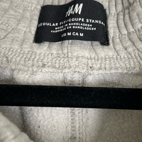 H&M Sweatpants - Picture 3 of 4